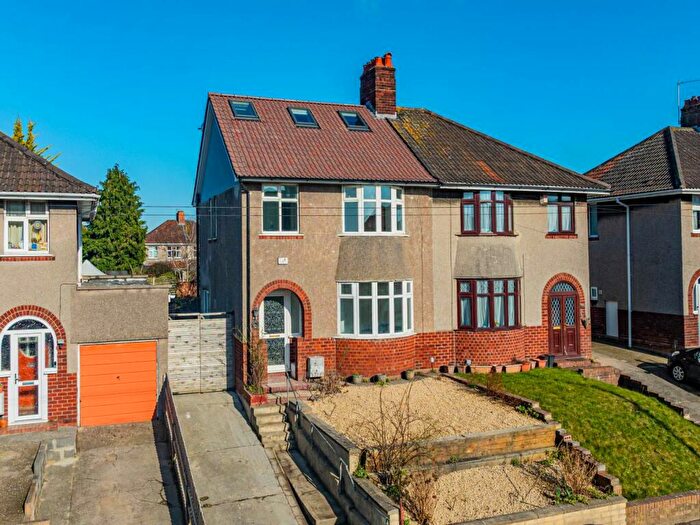 6 Bedroom Semi-Detached House To Rent In Monks Park Avenue, Horfield, Bristol, BS7