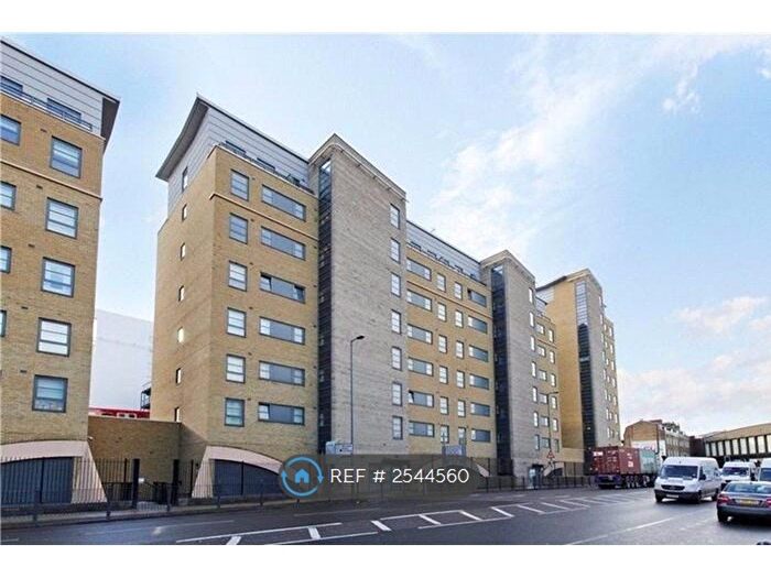 2 Bedroom Flat To Rent In Commercial Road, London, E14