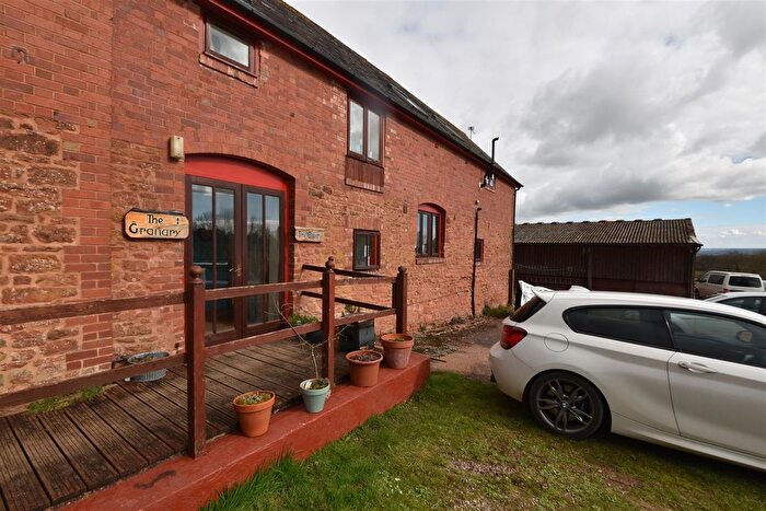 2 Bedroom Barn Conversion To Rent In Pynes Farm, Poltimore, Exeter, EX4