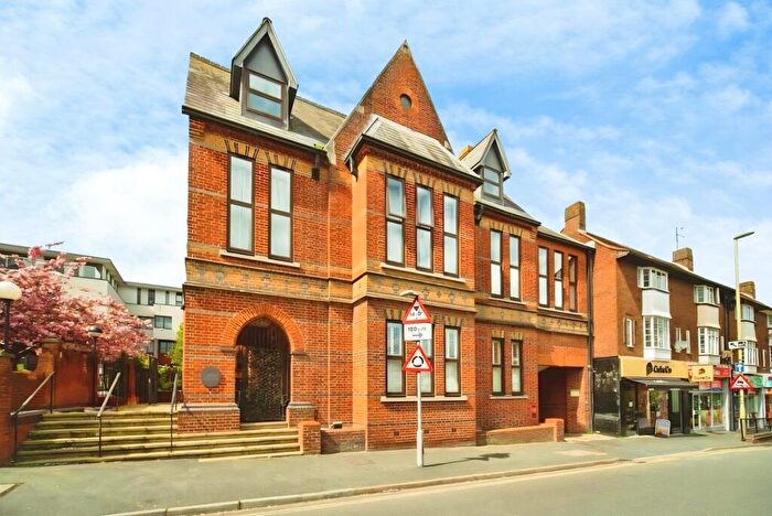 2 Bedroom Apartment To Rent In New Street, Verum House, RG21