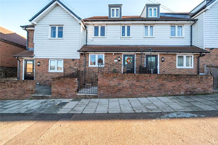 3 Bedroom Terraced House For Sale In High Street, Milton Regis, Sittingbourne, Kent, ME10