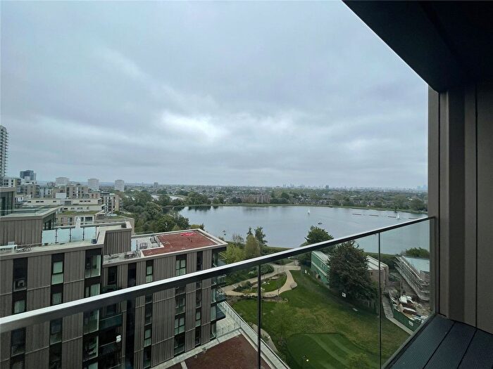 3 Bedroom Flat For Sale In Hartingtons Court, N4