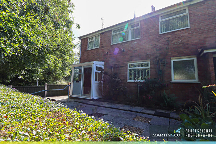 3 Bedroom Semi-Detached House For Sale In Nant Celyn Close, Pontnewydd, NP44