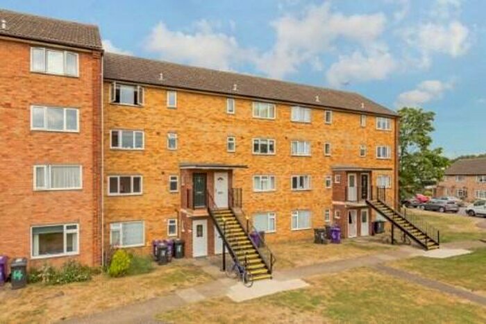 1 Bedroom Apartment To Rent In Shepherds Mead, SG5