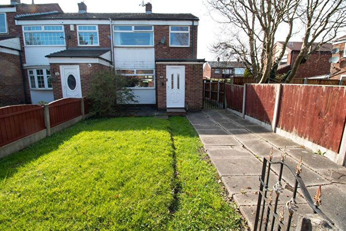 3 Bedroom Terraced House For Sale In Philips Avenue, Farnworth, Bolton, BL4
