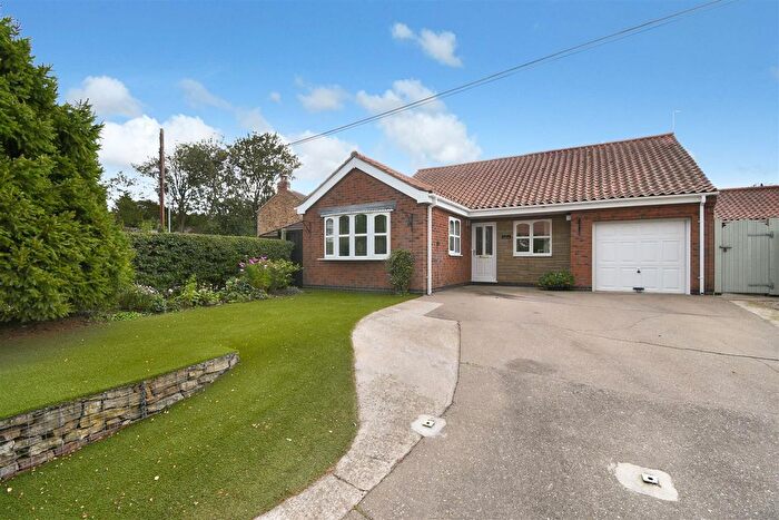 3 Bedroom Bungalow For Sale In Meggitt Lane, Winteringham, Scunthorpe, DN15