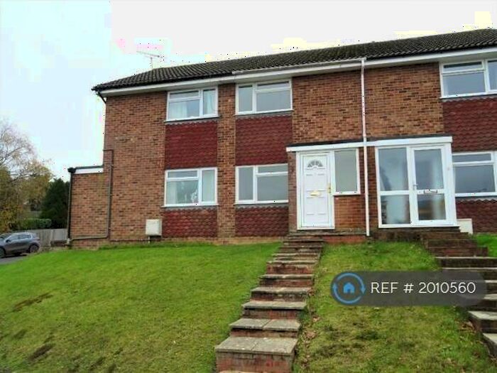 2 Bedroom Terraced House To Rent In Hoblands, Haywards Heath, RH16