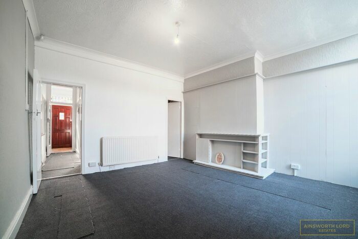 3 Bedroom Terraced House To Rent In Lynthorpe Road, Infirmary Area, Blackburn, BB2