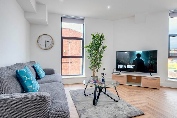 2 Bedroom Flat To Rent In Bond Street, Birmingham, B19