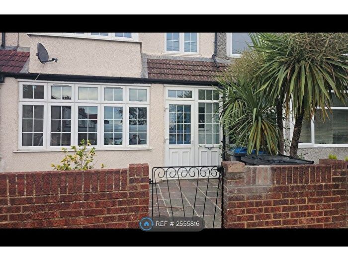 3 Bedroom Terraced House To Rent In Rowan Road, London, SW16
