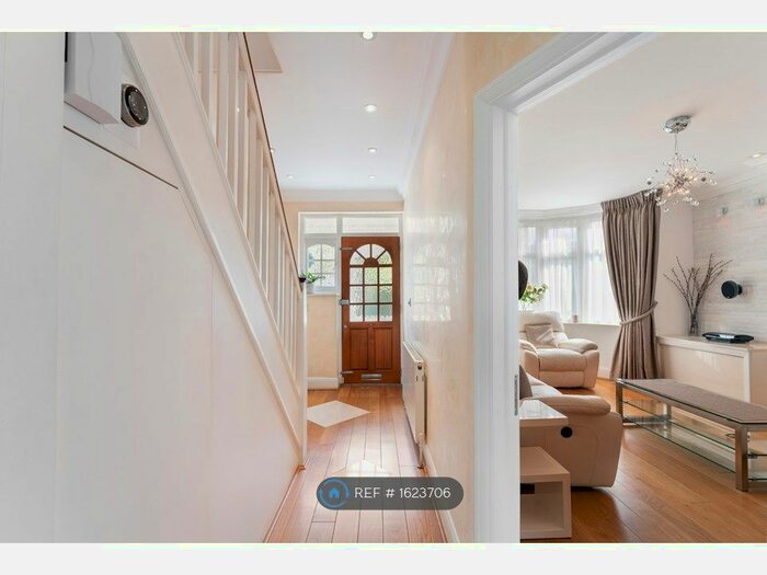 3 Bedroom Semi-Detached House To Rent In Harrow Road, Wembley, HA0