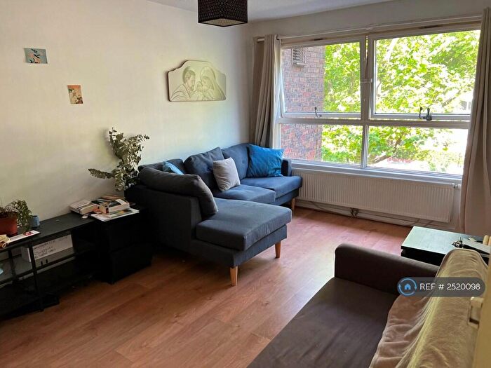 2 Bedroom Flat To Rent In Pennyford Court, London, NW8