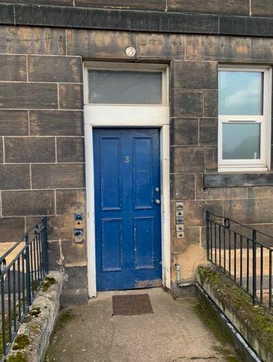 2 Bedroom Flat To Rent In Links Place, Leith Links, Edinburgh, EH6