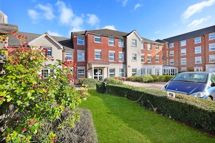 1 Bedroom Retirement Property For Sale In High Street, Ongar, CM5