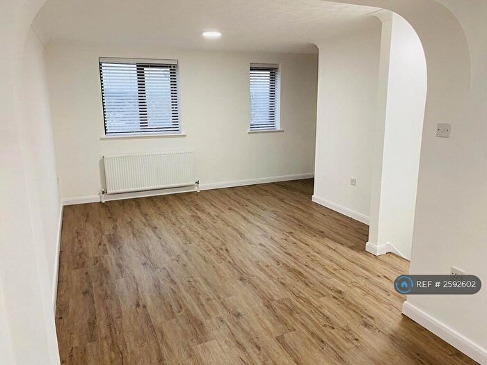 3 Bedroom Terraced House To Rent In Garratts Way, High Wycombe, HP13