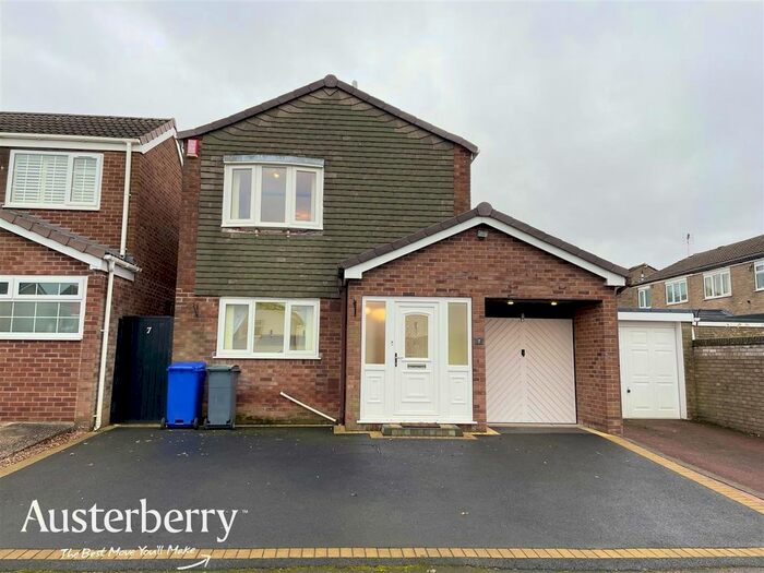 3 Bedroom Detached House To Rent In Mickleby Way, Meir Park, Stoke-On-Trent, ST3