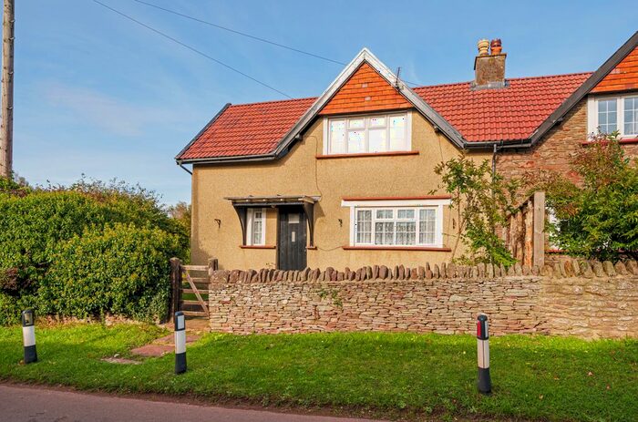 3 Bedroom Cottage For Sale In Swan Lane, Winterbourne, Bristol, South Gloucestershire, BS36