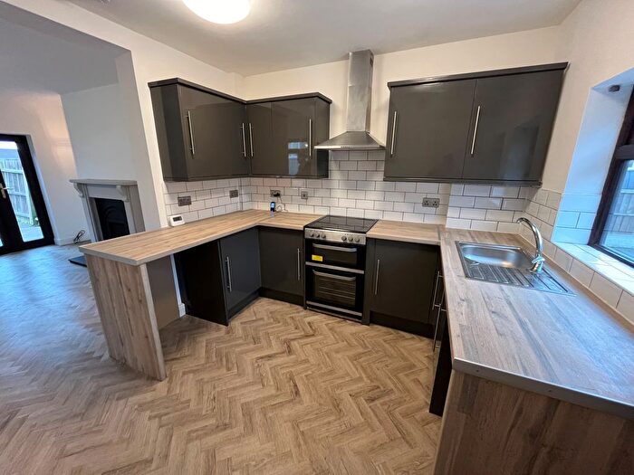 3 Bedroom Terraced House To Rent In Colliery Row, Swadlincote, DE11