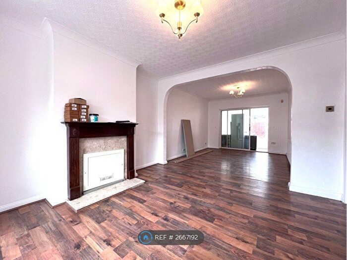 4 Bedroom Terraced House To Rent In Northfield Road, Enfield, EN3
