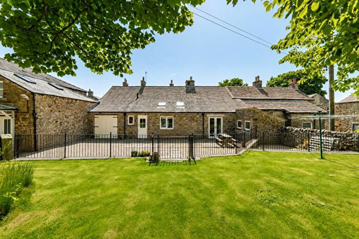 3 Bedroom Semi-Detached House For Sale In South View, Wearhead, Bishop Auckland, DL13