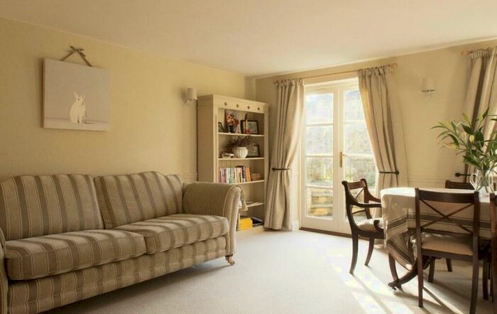 3 Bedroom End Of Terrace House For Sale In Old Forge Close, Bledington, OX7