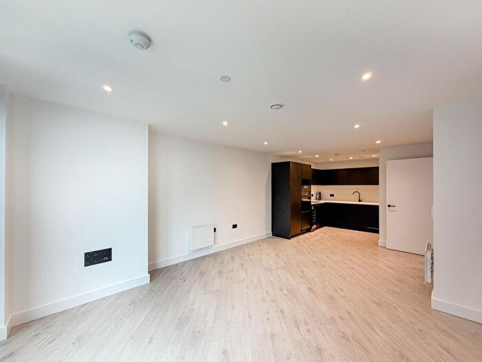 1 Bedroom Apartment To Rent In Manchester, M3
