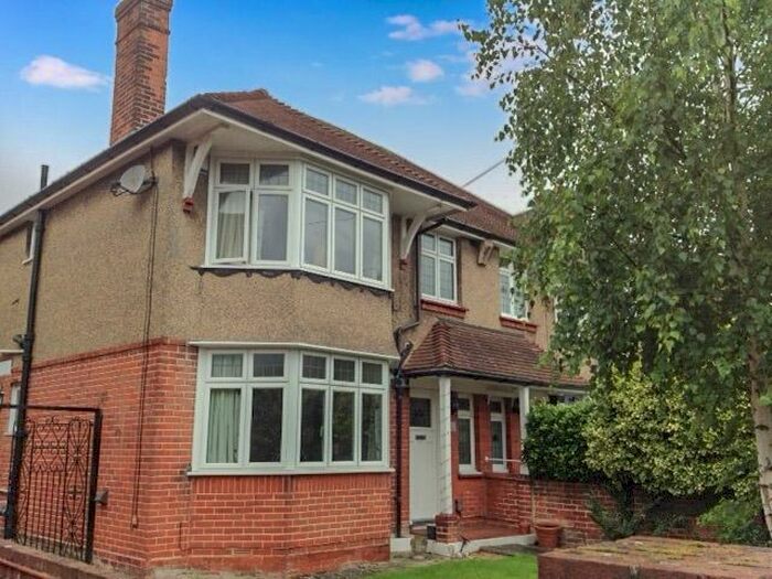 3 Bedroom House To Rent In Pentire Avenue, Upper Shirley, SO15