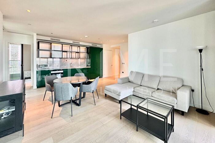 2 Bedroom Apartment For Sale In Bagshaw Building, Wards Place, Wardian, E14