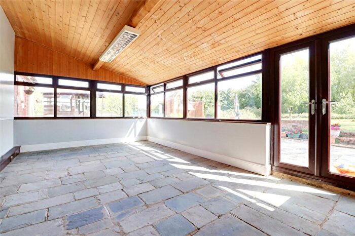 5 Bedroom Detached House For Sale In Kirton Road, Blyton, Gainsborough, DN21