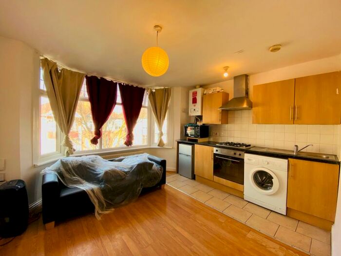 1 Bedroom Flat To Rent In Flat Hindes Road, HA1