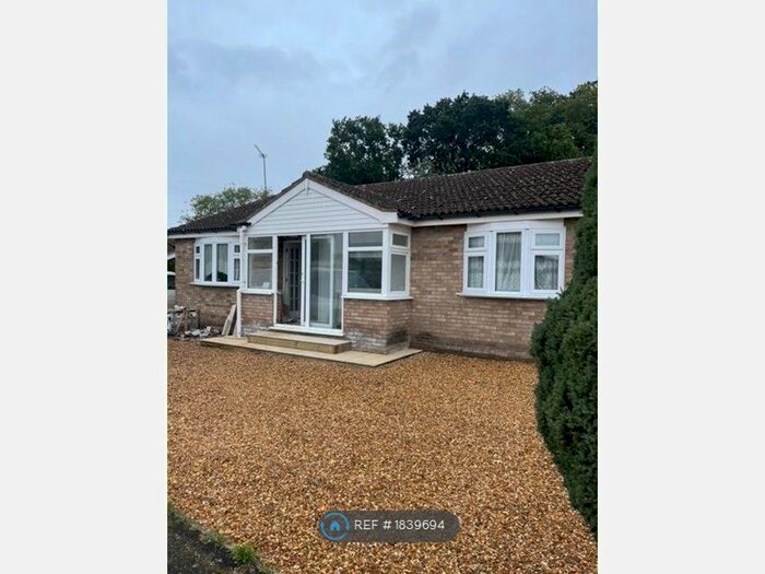 3 Bedroom Bungalow To Rent In Farm Walk, Necton, Swaffham, PE37