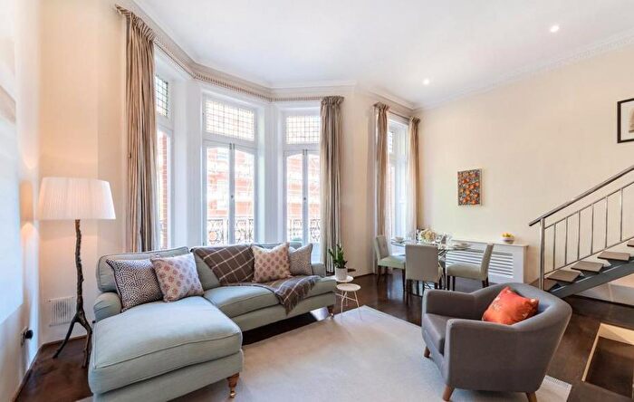 2 Bedroom Property To Rent In Hall Road, St John's Wood, London, NW8