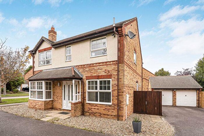 4 Bedroom Detached House For Sale In Bowland Drive, Emerson Valley, Milton Keynes, MK4