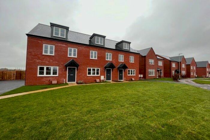 3 Bedroom Property To Rent In Carrington Road, Gloucester GL2