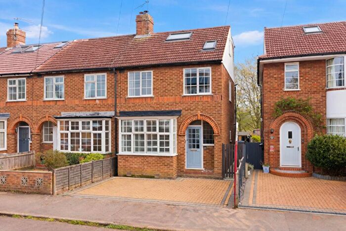 4 Bedroom End Of Terrace House For Sale In Sadleir Road, St. Albans, Hertfordshire, AL1