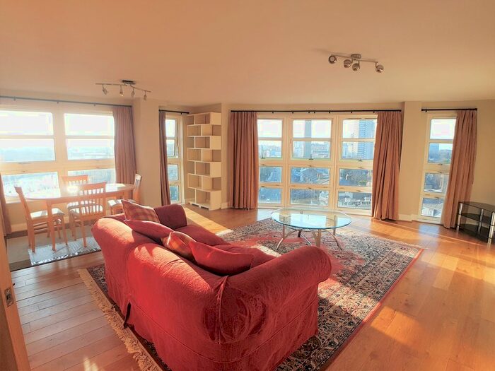 2 Bedroom Flat To Rent In Rivers House, Brentford, TW8