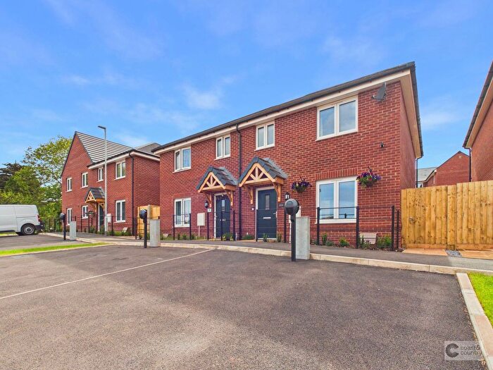 3 Bedroom Semi-Detached House For Sale In Little Clannon Court, Paignton, TQ4
