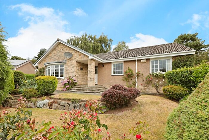 3 Bedroom Bungalow For Sale In Cardean Way, Glenrothes, Fife, KY6
