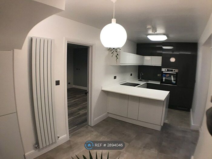 3 Bedroom Semi-Detached House To Rent In Stanton Road, Bristol, BS10