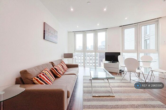 2 Bedroom Flat To Rent In Alie Street, London, E1