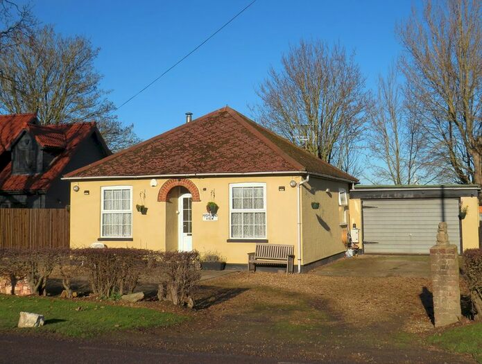 3 Bedroom Detached Bungalow For Sale In Benwick Road, Doddington, March, PE15