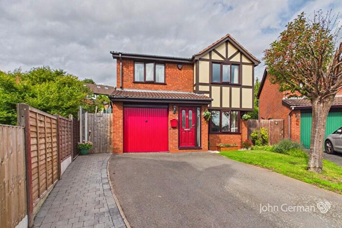 4 Bedroom Detached House For Sale In Hopmeadow Way, Burton-on-Trent, DE15