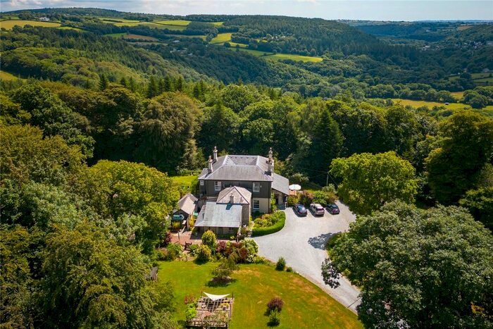 6 Bedroom Detached House For Sale In Gulworthy, Tavistock, Devon, PL19