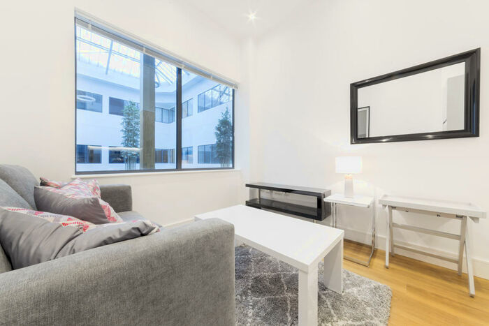 Apartment To Rent In Atria House, Bath Road, Slough, London, SL1