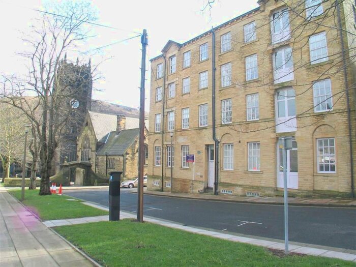 2 Bedroom Flat To Rent In Square One, Causeway House, Halifax HX1
