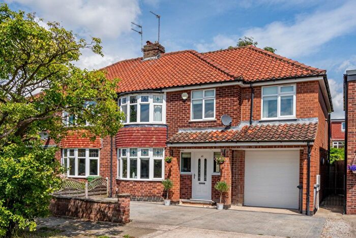 4 Bedroom Semi-Detached House For Sale In Middlethorpe Grove, Off Tadcaster Road, York, YO24