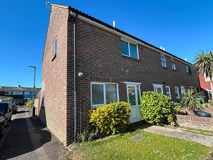 2 Bedroom End Of Terrace House For Sale In St Clares Gardens, Bognor Regis, PO21