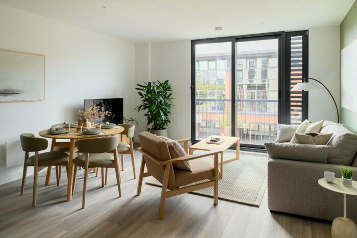 1 Bedroom Apartment To Rent In Arbour, Silbury Boulevard, Milton Keynes, Buckinghamshire, MK9