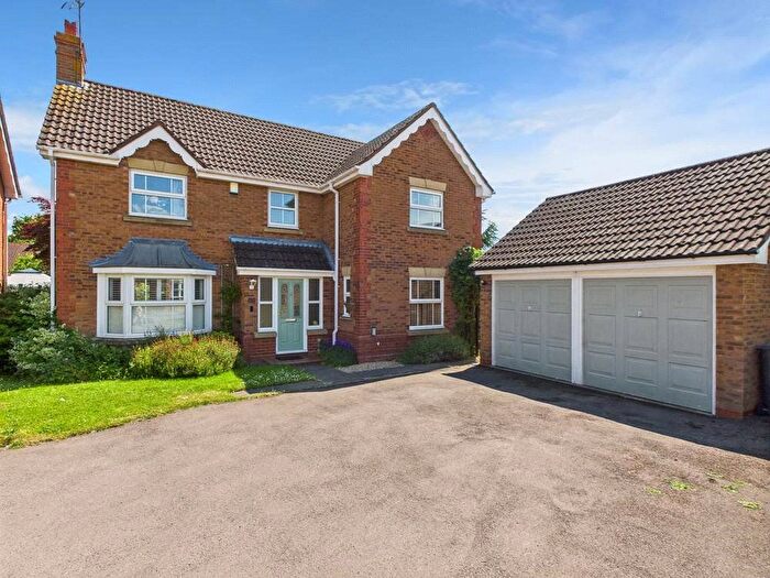 4 Bedroom Detached House For Sale In Chepstow Avenue, Berkeley Beverborne, Worcester, Worcestershire, WR4