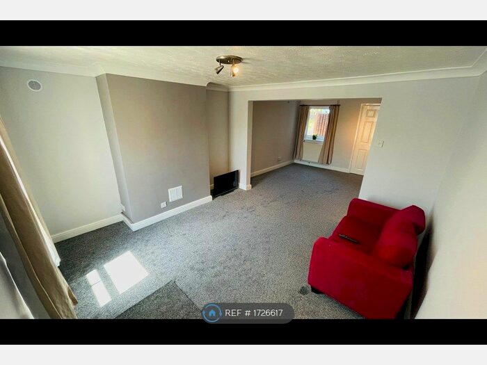 2 Bedroom Terraced House To Rent In New Road, Chatteris, PE16